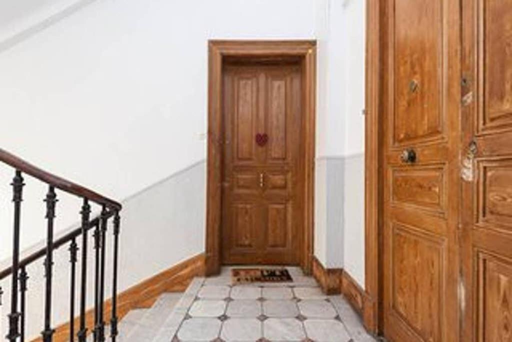 Barla 3 - A Spacious One Bedroom Apartment Near Place Garibaldi 尼斯 外观 照片