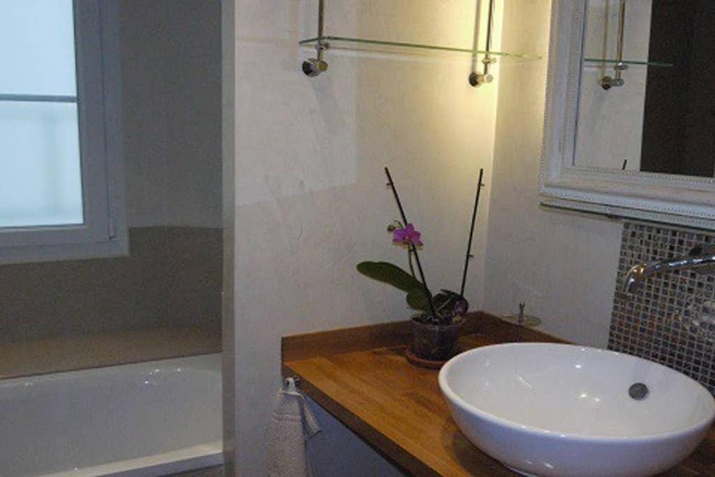 Barla 3 - A Spacious One Bedroom Apartment Near Place Garibaldi 尼斯 外观 照片